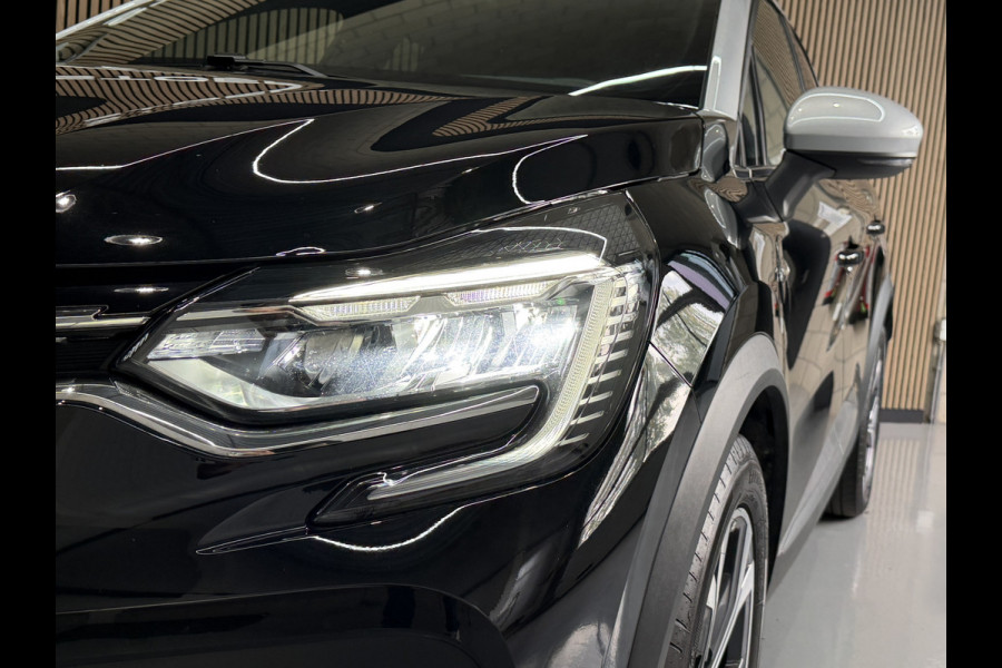 Renault Captur 1.3 MHEV 160 R.S. Line | Groot Navi | 18 " | Camera | Led | Stoel & Stuur Verwarming 100% Dealer onderhouden!