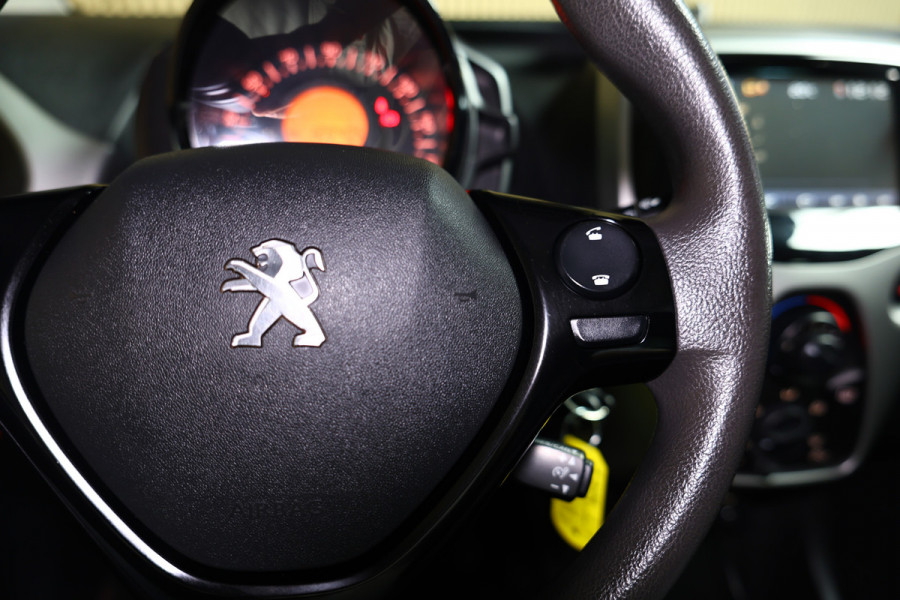 Peugeot 108 1.2 Puretech Allure CABRIO TOP NAVIGATIE CARPLAY AIRCO A. CAMERA 2018