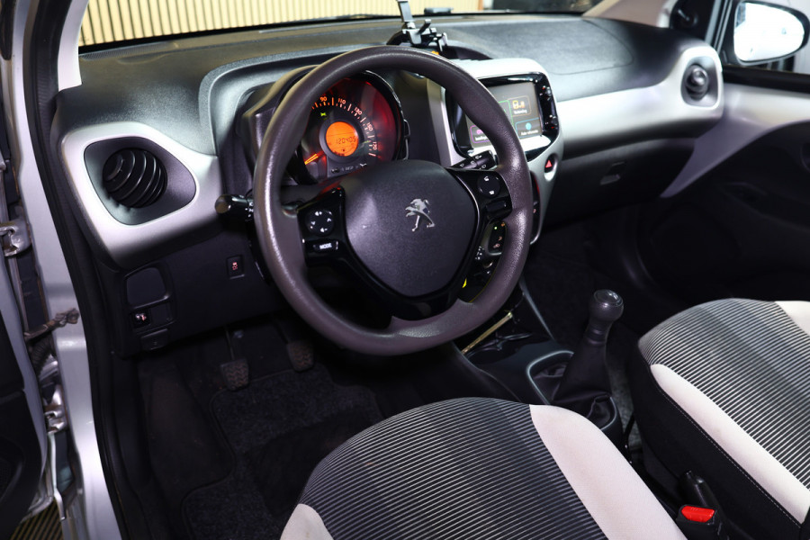Peugeot 108 1.2 Puretech Allure CABRIO TOP NAVIGATIE CARPLAY AIRCO A. CAMERA 2018