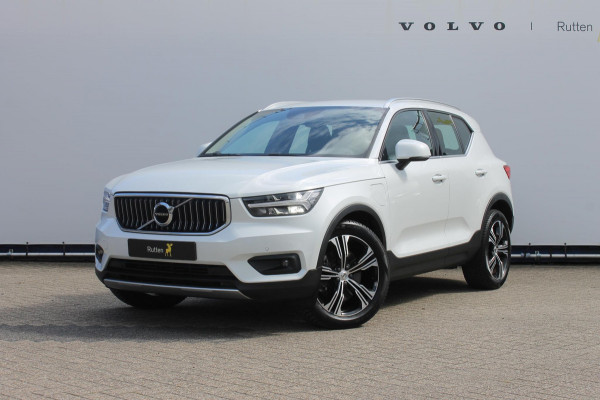 Volvo XC40 T4 211PK Automaat Recharge Inscription Expression Lederen bekleding / Cruise Control / DAB+ / Apple Carplay / 19" lm velgen / Navigatie
