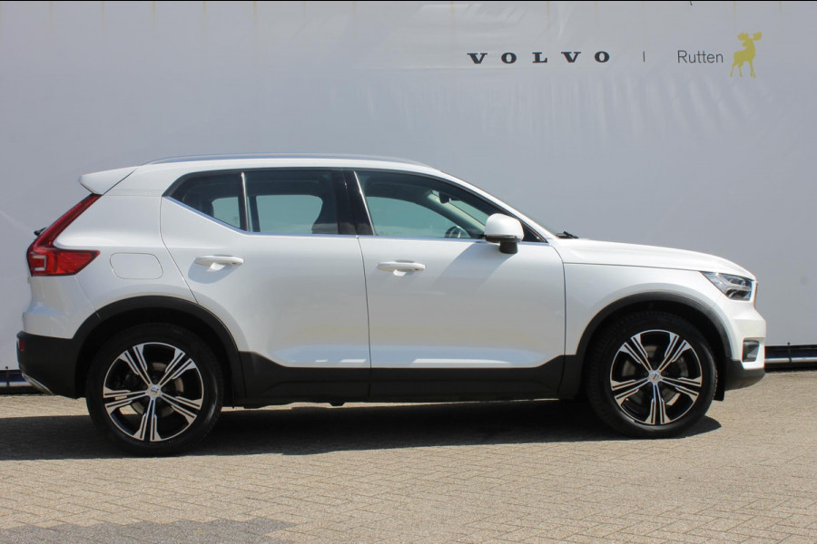 Volvo XC40 T4 211PK Automaat Recharge Inscription Expression Lederen bekleding / Cruise Control / DAB+ / Apple Carplay / 19" lm velgen / Navigatie