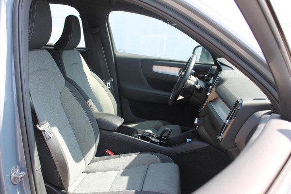 Volvo XC40 T4 211PK Automaat Recharge Inscription Expression Cruise control / DAB audio / Apple Carplay / Climate Control / Keyless entry