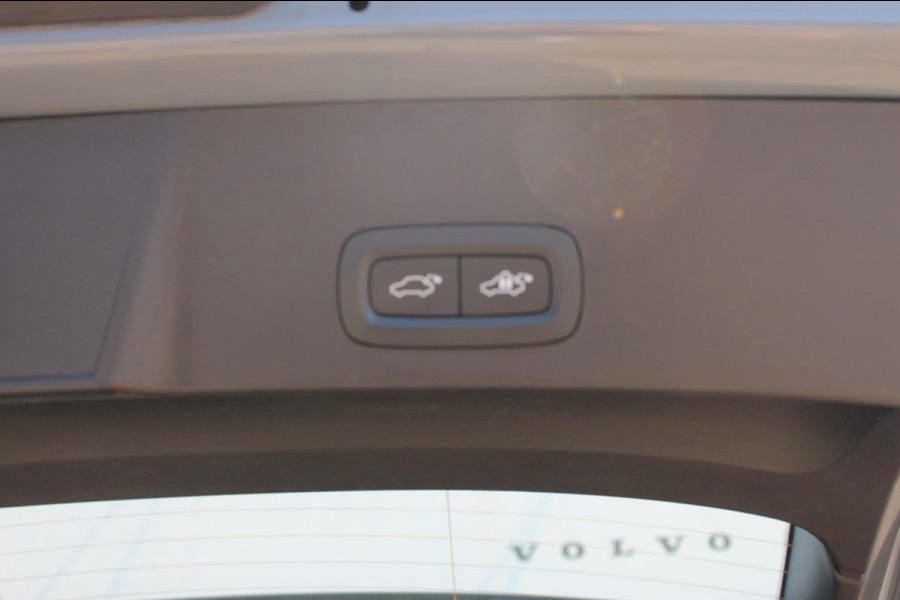 Volvo XC40 T4 211PK Automaat Recharge Inscription Expression Cruise control / DAB audio / Apple Carplay / Climate Control / Keyless entry