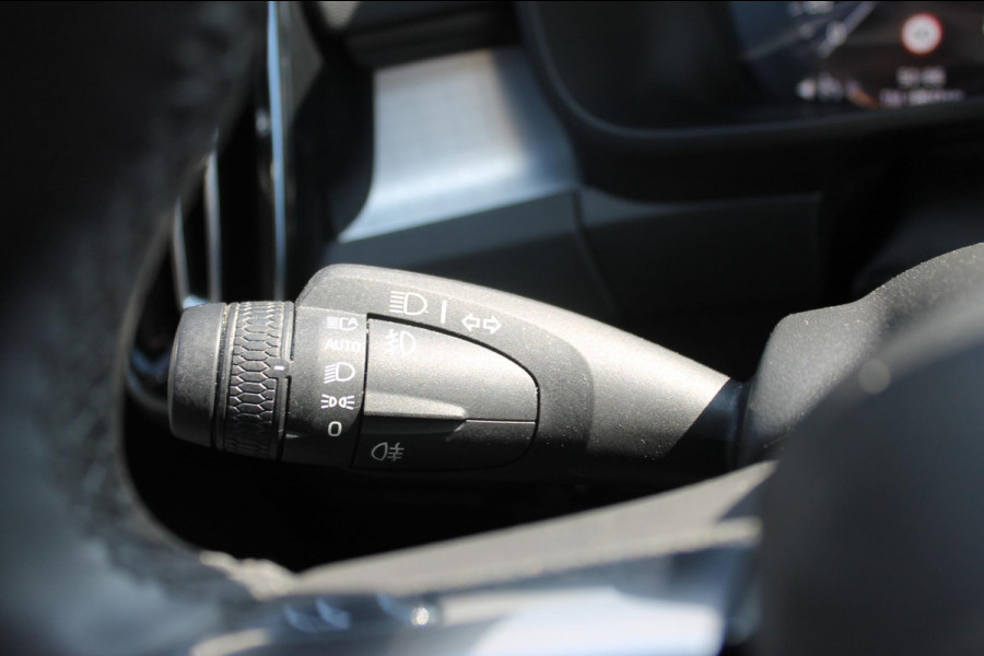 Volvo XC40 T4 211PK Automaat Recharge Inscription Expression Cruise control / DAB audio / Apple Carplay / Climate Control / Keyless entry