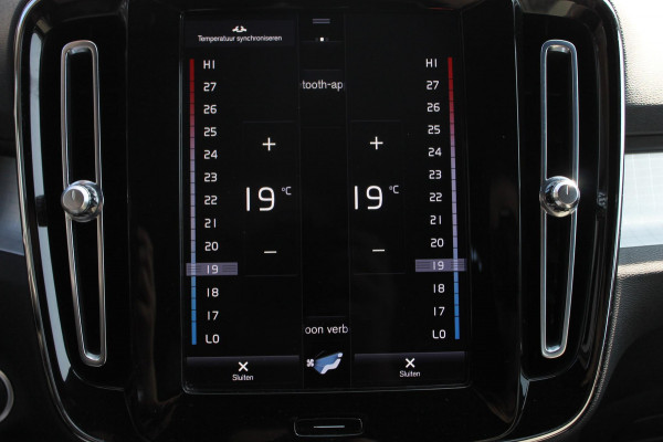 Volvo XC40 T4 211PK Automaat Recharge Inscription Expression Cruise control / DAB audio / Apple Carplay / Climate Control / Keyless entry