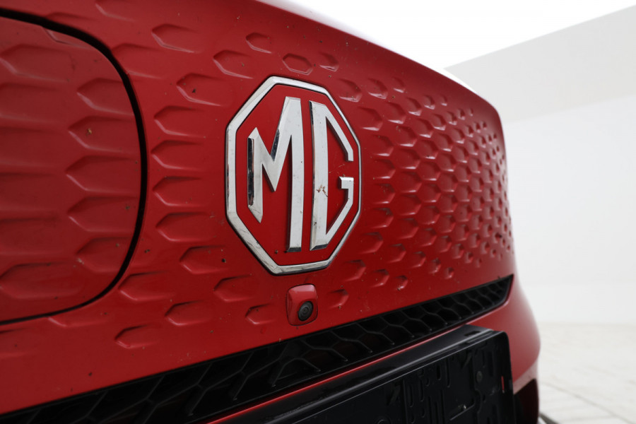 MG Mg zs ev EV Long Range Luxury 70 kWh Panorama, 360 camera, Apple carplay!