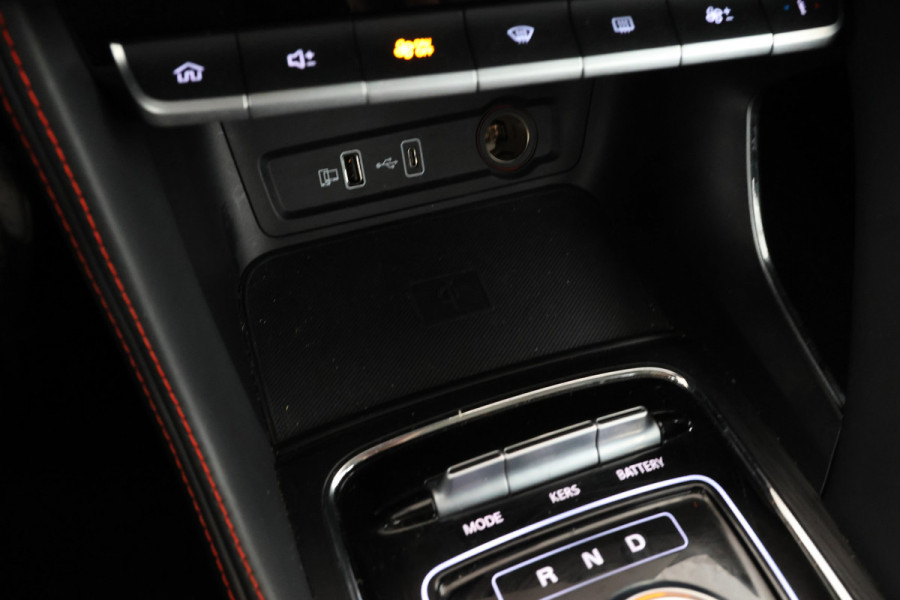 MG Mg zs ev EV Long Range Luxury 70 kWh Panorama, 360 camera, Apple carplay!