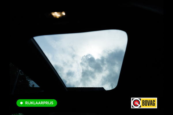 Mercedes-Benz GLA 250 e Business Solution AMG Limited | Panoramadak | Stoelverwarming | Sfeerverlichting | Camera | Navigatie | Focal Audio, Led High Performance, Side Assist, Carplay/Android, Privacy Glas, Zwarte Hemel