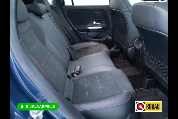 Mercedes-Benz GLA 250 e Business Solution AMG Limited | Panoramadak | Stoelverwarming | Sfeerverlichting | Camera | Navigatie | Focal Audio, Led High Performance, Side Assist, Carplay/Android, Privacy Glas, Zwarte Hemel