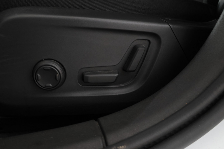 Polestar 2 Long Range Single Motor Plus 82 kWh Long range! Panoramadak, Climate
