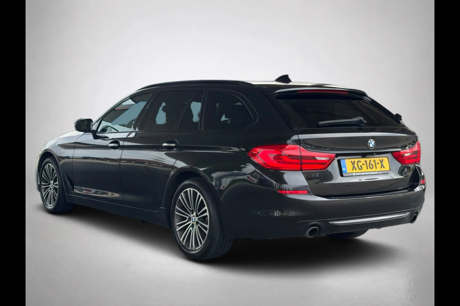 BMW 5 Serie Touring 530i High Executive (Dealer OndH, Panorama, Navi, StoelV, 360 Camera, Head-up, Comfort Stoelen, Etc)