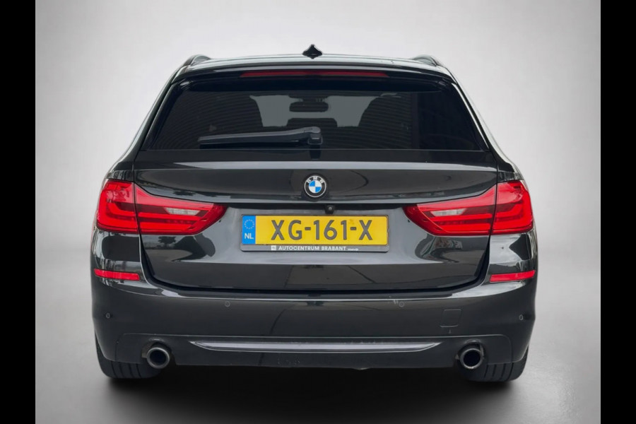 BMW 5 Serie Touring 530i High Executive (Dealer OndH, Panorama, Navi, StoelV, 360 Camera, Head-up, Comfort Stoelen, Etc)