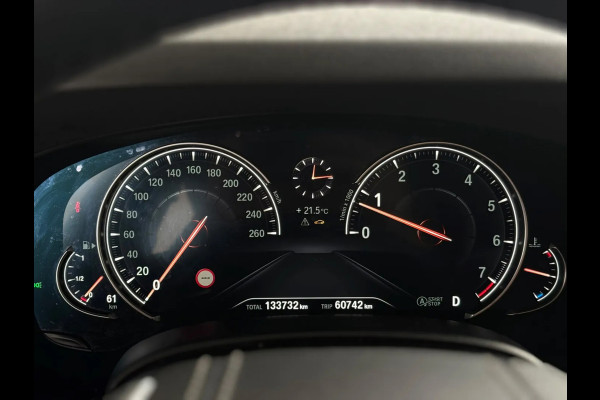 BMW 5 Serie Touring 530i High Executive (Dealer OndH, Panorama, Navi, StoelV, 360 Camera, Head-up, Comfort Stoelen, Etc)