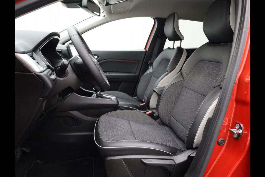 Renault Captur 1.6 E-Tech Hybrid 145 Intens | Allseason banden | Camera | Prijs Rijklaar!!