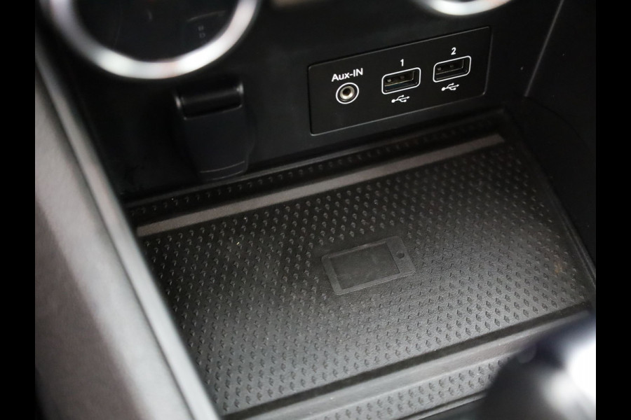 Renault Captur 1.6 E-Tech Hybrid 145 Intens | Allseason banden | Camera | Prijs Rijklaar!!