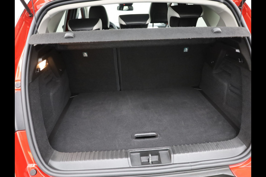 Renault Captur 1.6 E-Tech Hybrid 145 Intens | Allseason banden | Camera | Prijs Rijklaar!!