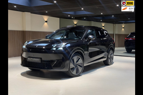 Lynk & Co 08 1.5 More|H&K|360|Pano|Stoel massage Verwarming en Ventilatie|200km elektrisch