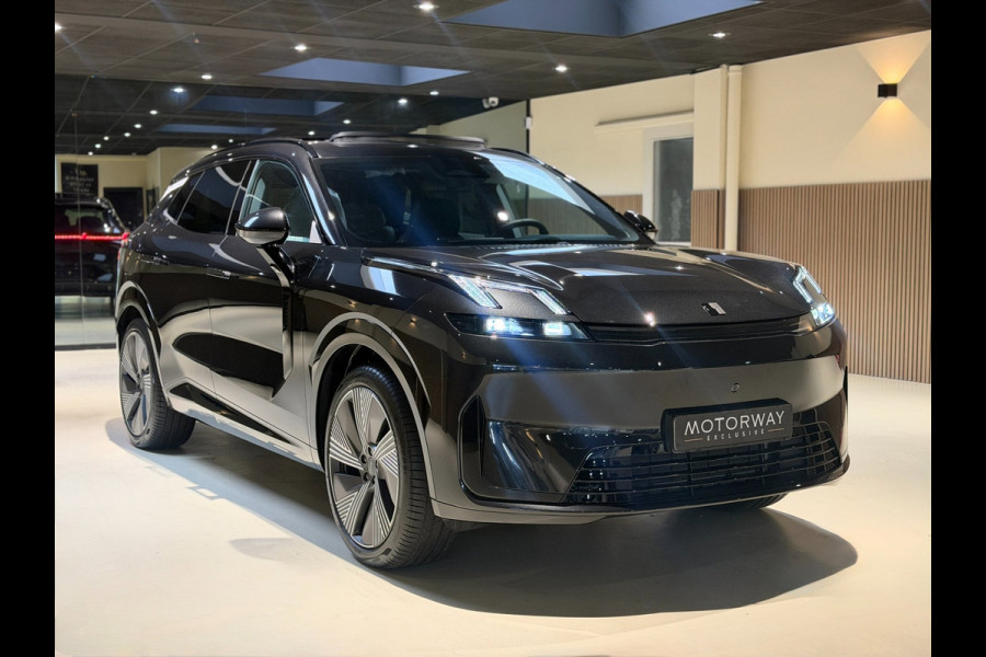 Lynk & Co 08 1.5 More|H&K|360|Pano|Stoel massage Verwarming en Ventilatie|200km elektrisch