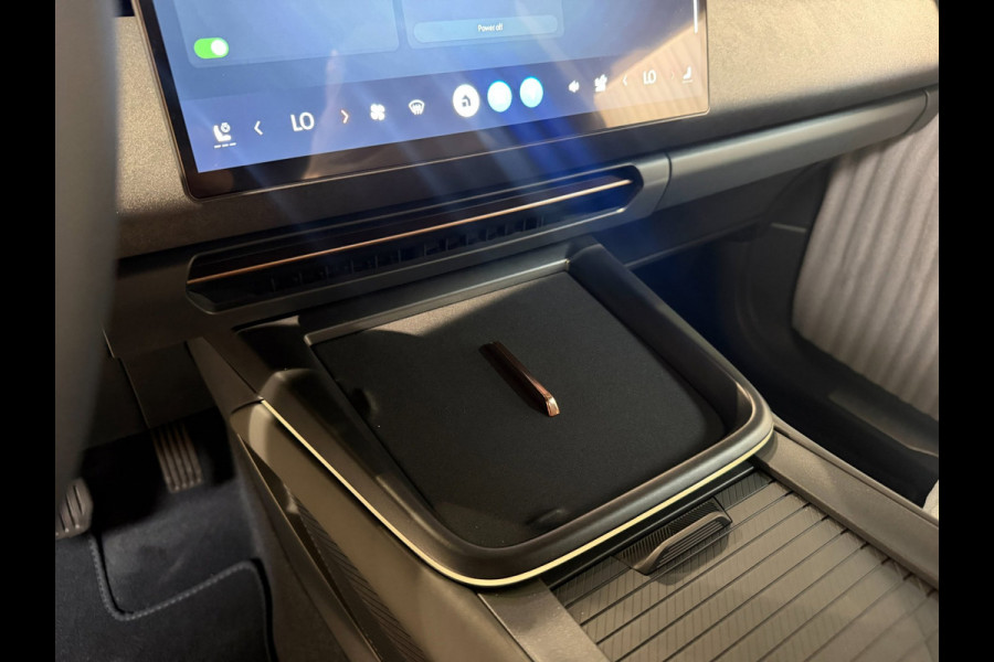 Lynk & Co 08 1.5 More|H&K|360|Pano|Stoel massage Verwarming en Ventilatie|200km elektrisch