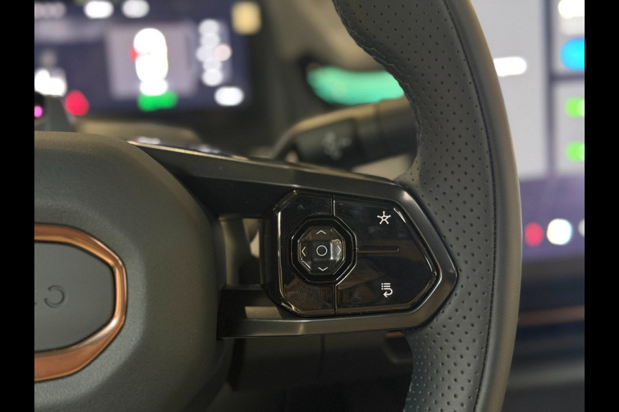 Lynk & Co 08 1.5 More|H&K|360|Pano|Stoel massage Verwarming en Ventilatie|200km elektrisch