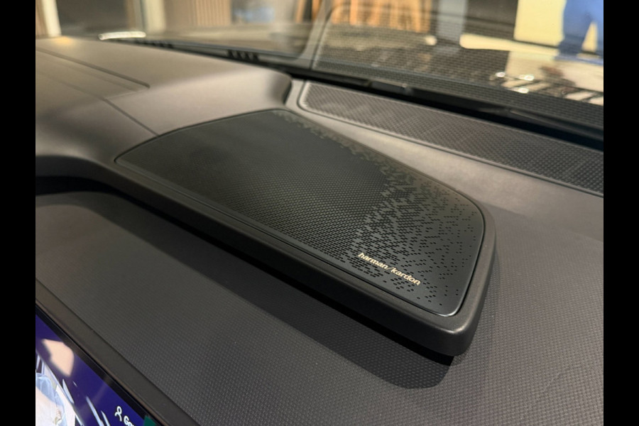 Lynk & Co 08 1.5 More|H&K|360|Pano|Stoel massage Verwarming en Ventilatie|200km elektrisch