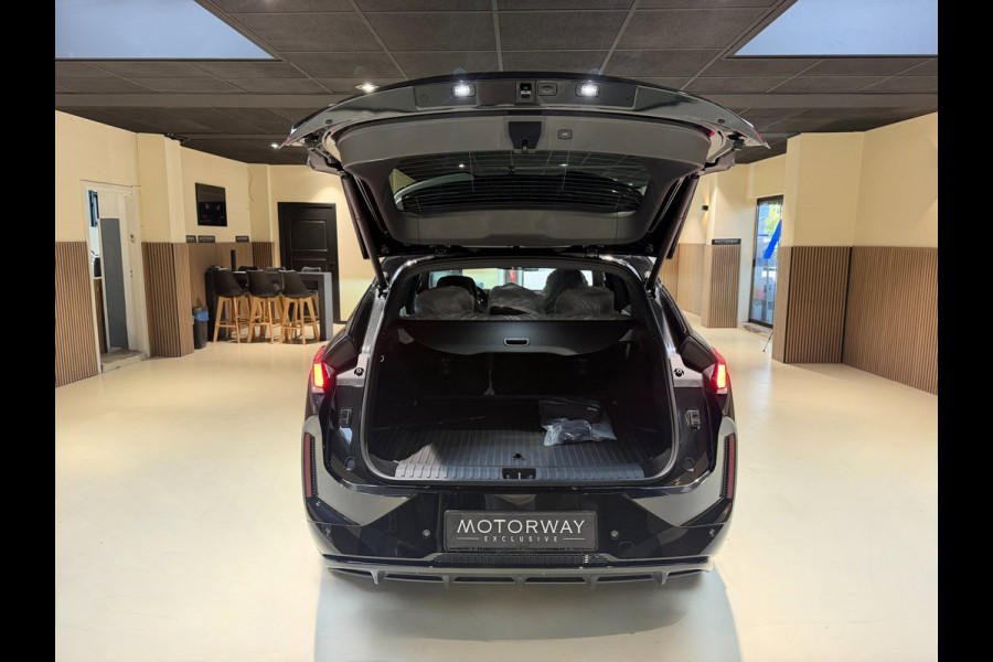Lynk & Co 08 1.5 More|H&K|360|Pano|Stoel massage Verwarming en Ventilatie|200km elektrisch