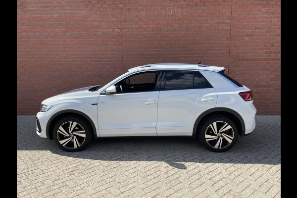 Volkswagen T-Roc 1.5 TSI 150pk DSG R-Line Navigatie Apple Carplay/Android Auto Parkeersensoren Camera Adaptive Cruise Control Elektrische achterklep Stoel- en stuurverwarming Climate Control Ledverlichting Virtual Cockpit