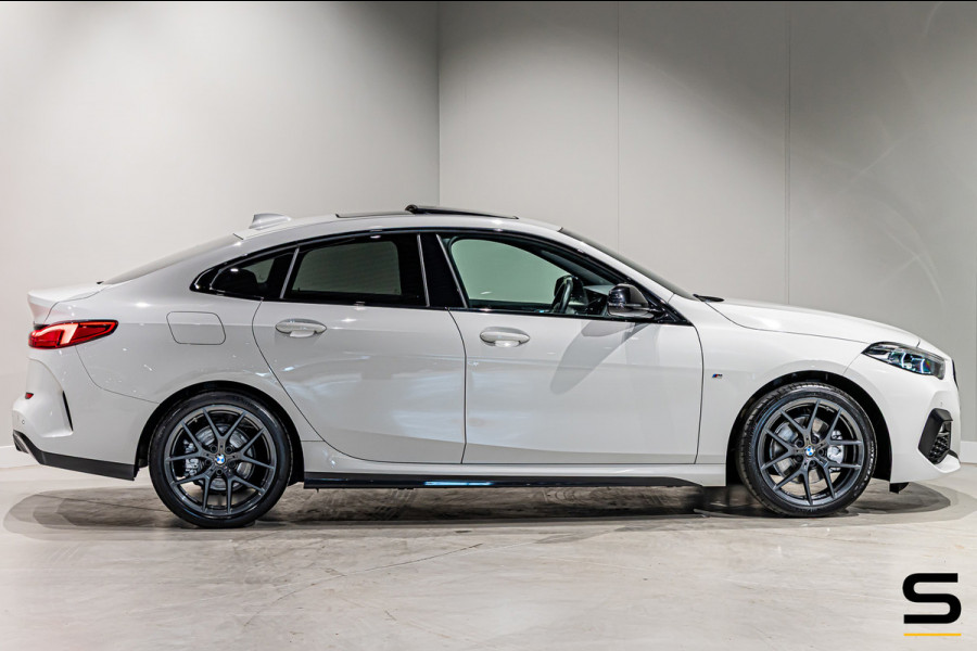 BMW 2 Serie Gran Coupé 218i High Executive|M-sport|Pano|H&K