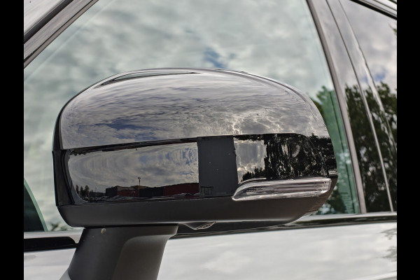 Volvo XC90 T8 455PK Plug-in hybrid AWD Ultra Dark | BLIS | 360 Camera | H&K | Luchtvering | Trekhaak | Pano | HUD | ACC |