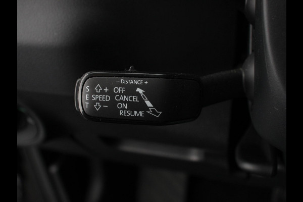 Škoda Karoq 1.5 TSI 150pk Automaat Style Climate Control Cruise Control LED Lichtmetalen velgen Navigatie Apple Carplay/ Android Auto Keyless