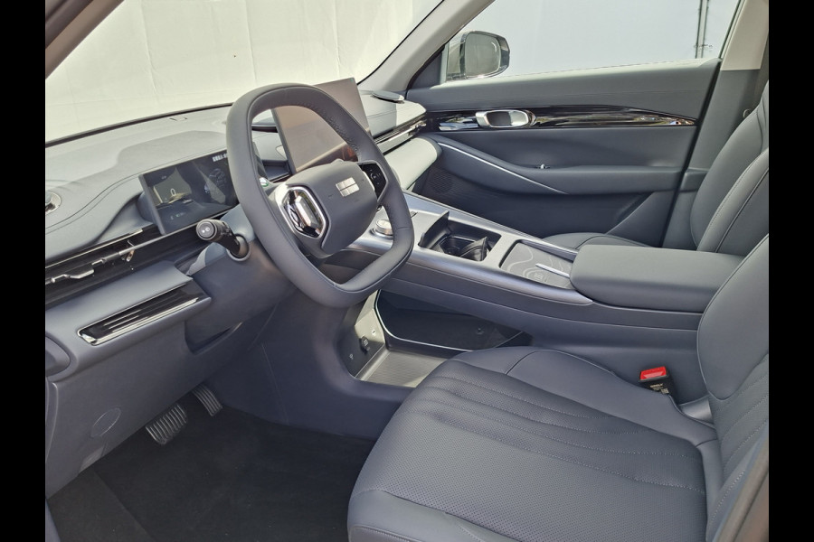 Volvo EX40 Geely E5 Pro+ 68 kWh V2L Long Range Adapt.Cruise Memory Frost grey