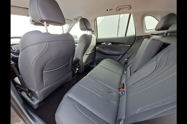 Volvo EX40 Geely E5 Pro+ 68 kWh V2L Long Range Adapt.Cruise Memory Frost grey