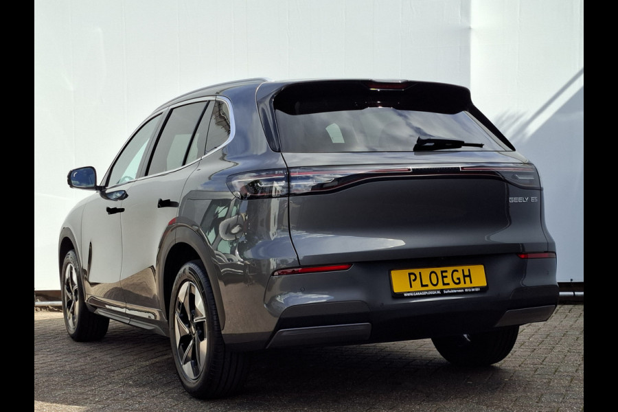 Volvo EX40 Geely E5 Pro+ 68 kWh V2L Long Range Adapt.Cruise Memory Frost grey