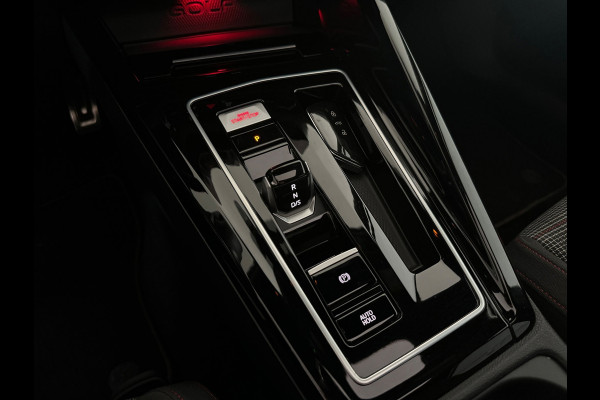 Volkswagen Golf 2.0 TSI GTI Pano|BTW|H/K|HuD|Camera|Trekhaak