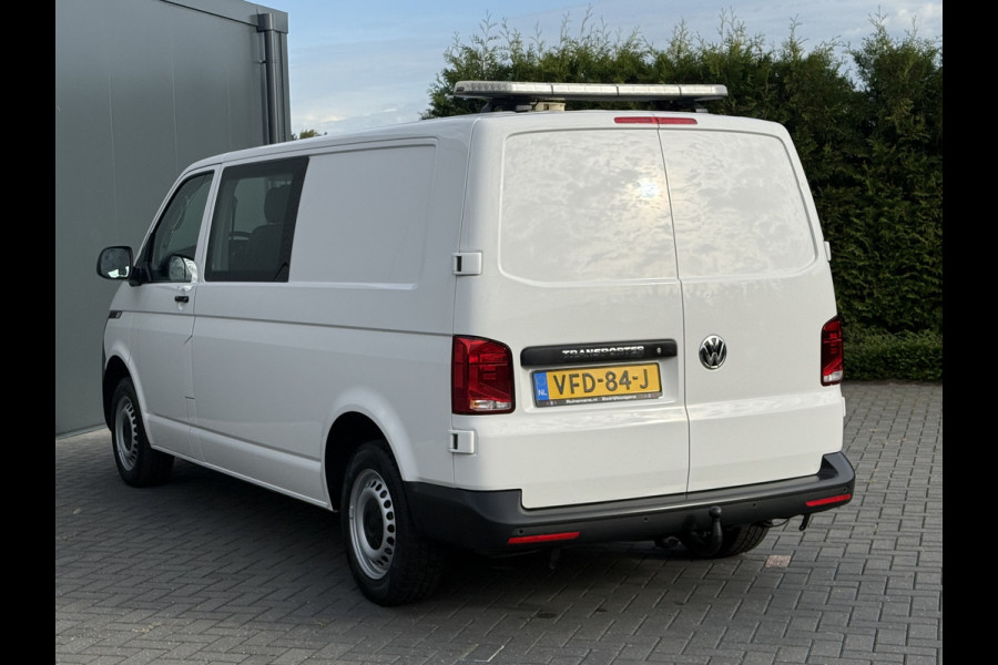 Volkswagen Transporter 2.0 TDI 111 PK / L2H1 / DUBBELE CABINE / 1e EIG. / TREKHAAK / CRUISE / CARPLAY / AIRCO / PDC