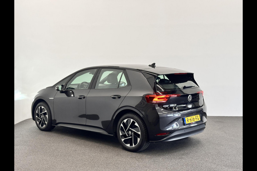Volkswagen ID.3 Pro 58 kWh SOH 91% Airco ECC Navi Carplay Adaptive Cruise Control 18" LM Velgen East Derry Full LED PDC