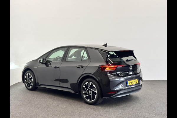 Volkswagen ID.3 Pro 58 kWh SOH 91% Airco ECC Navi Carplay Adaptive Cruise Control 18" LM Velgen East Derry Full LED PDC