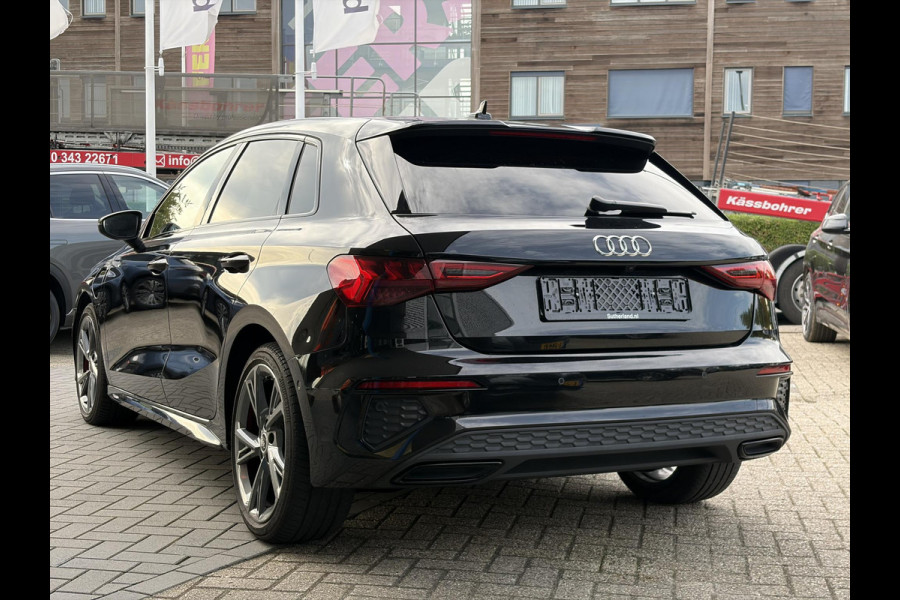 Audi A3 Sportback 45 TFSI e S edition Competition | Matrix LED-koplampen |  18 inch | Bang&Olufsen | Camera | Adaptive cruise control | Elektrisch verstelbare stoel(en) met geheugen | Head up Display | Keyless entry