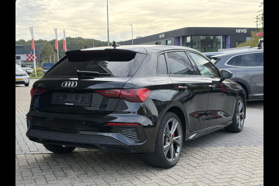 Audi A3 Sportback 45 TFSI e S edition Competition | Matrix LED-koplampen |  18 inch | Bang&Olufsen | Camera | Adaptive cruise control | Elektrisch verstelbare stoel(en) met geheugen | Head up Display | Keyless entry