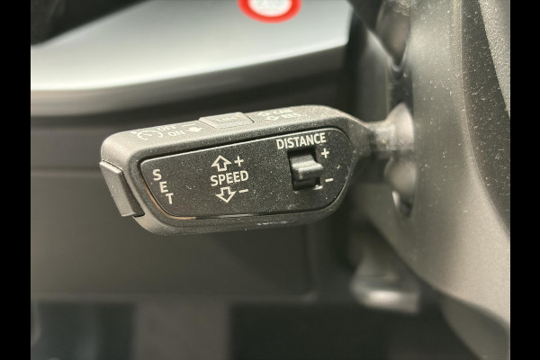 Audi A3 Sportback 45 TFSI e S edition Competition | Matrix LED-koplampen |  18 inch | Bang&Olufsen | Camera | Adaptive cruise control | Elektrisch verstelbare stoel(en) met geheugen | Head up Display | Keyless entry