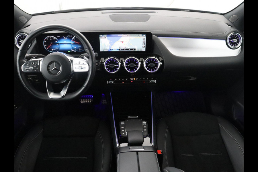 Mercedes-Benz B-klasse 200 Business | SOH 98.6% | Leder/Alcantara | Camera | AMG-Line | Park assist | Cruise control | Navigatie | Carplay | Sfeerverlichting | Climate control | Full LED |