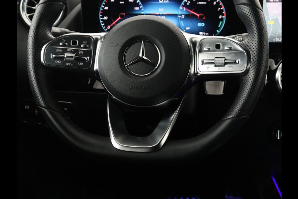 Mercedes-Benz B-klasse 200 Business | SOH 98.6% | Leder/Alcantara | Camera | AMG-Line | Park assist | Cruise control | Navigatie | Carplay | Sfeerverlichting | Climate control | Full LED |
