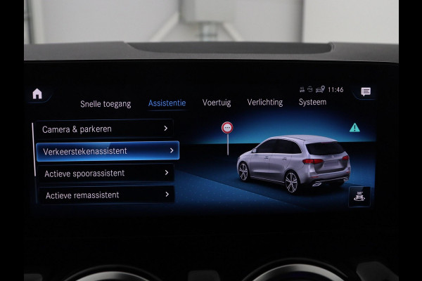 Mercedes-Benz B-klasse 200 Business | SOH 98.6% | Leder/Alcantara | Camera | AMG-Line | Park assist | Cruise control | Navigatie | Carplay | Sfeerverlichting | Climate control | Full LED |
