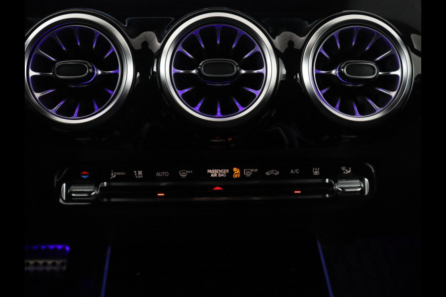 Mercedes-Benz B-klasse 200 Business | SOH 98.6% | Leder/Alcantara | Camera | AMG-Line | Park assist | Cruise control | Navigatie | Carplay | Sfeerverlichting | Climate control | Full LED |