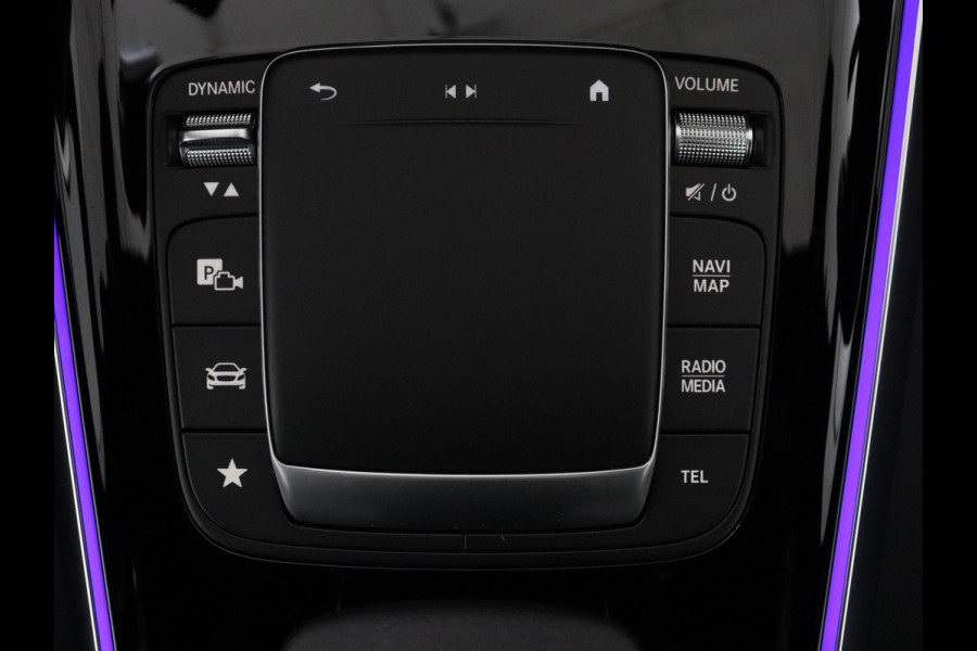 Mercedes-Benz B-klasse 200 Business | SOH 98.6% | Leder/Alcantara | Camera | AMG-Line | Park assist | Cruise control | Navigatie | Carplay | Sfeerverlichting | Climate control | Full LED |