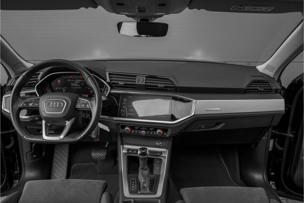 Audi Q3 Sportback 35 TFSI Pro Line S Pano CarPlay Trekhaak 20"