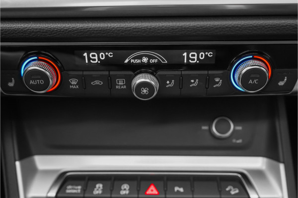 Audi Q3 Sportback 35 TFSI Pro Line S Pano CarPlay Trekhaak 20"