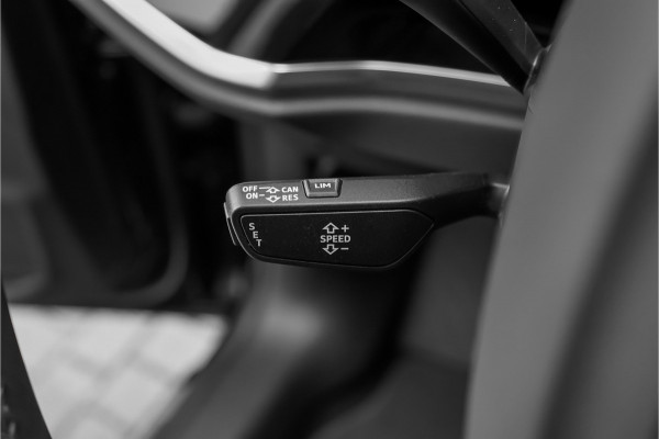 Audi Q3 Sportback 35 TFSI Pro Line S Pano CarPlay Trekhaak 20"