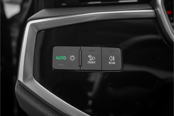 Audi Q3 Sportback 35 TFSI Pro Line S Pano CarPlay Trekhaak 20"