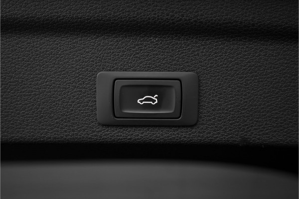 Audi Q3 Sportback 35 TFSI Pro Line S Pano CarPlay Trekhaak 20"